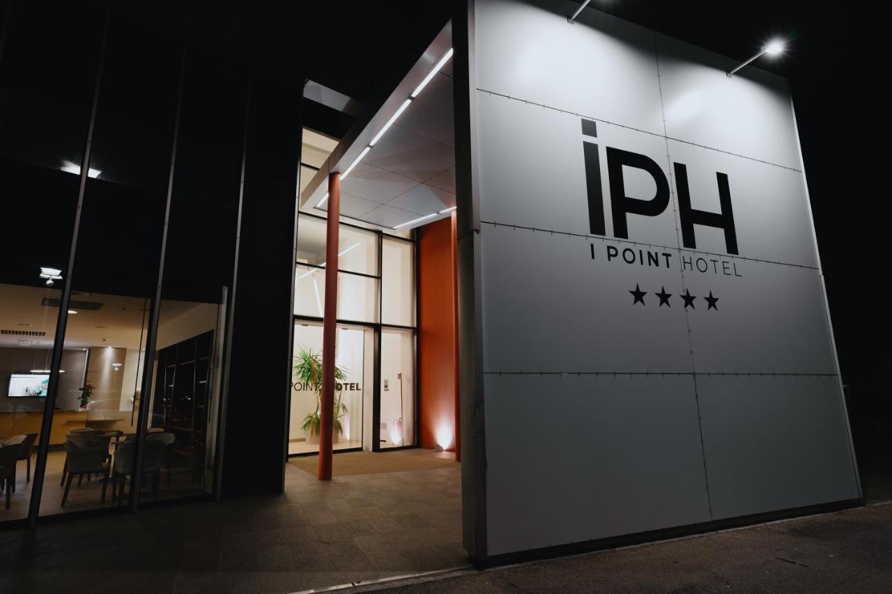 New Ipoint Hotel Сан-Джованни-ин-Персичето Экстерьер фото