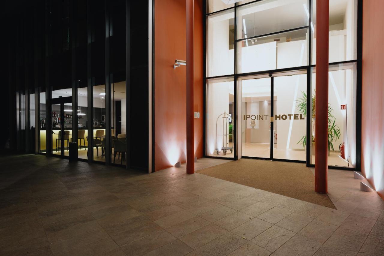 New Ipoint Hotel Сан-Джованни-ин-Персичето Экстерьер фото