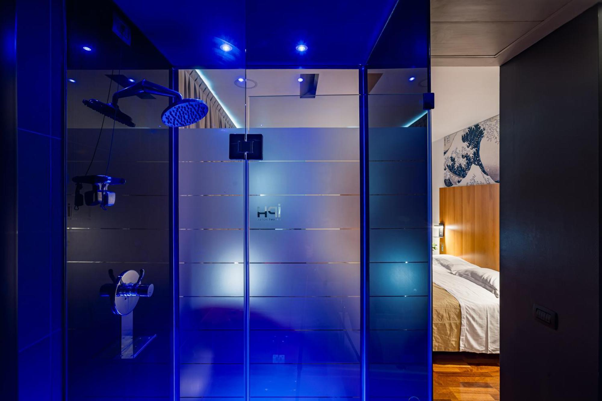 New Ipoint Hotel Сан-Джованни-ин-Персичето Экстерьер фото