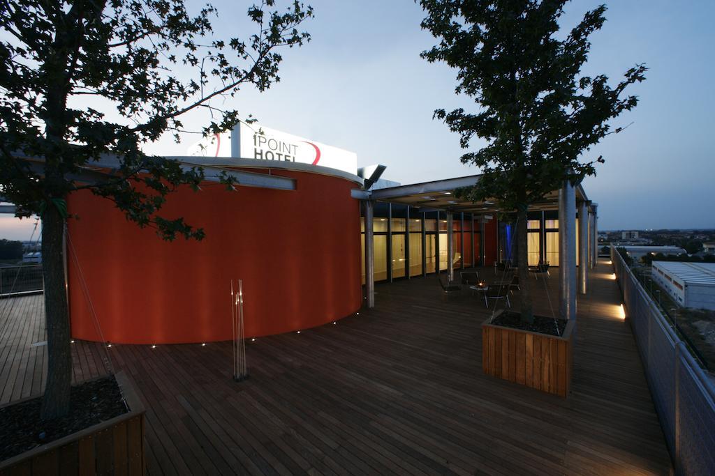 New Ipoint Hotel Сан-Джованни-ин-Персичето Экстерьер фото